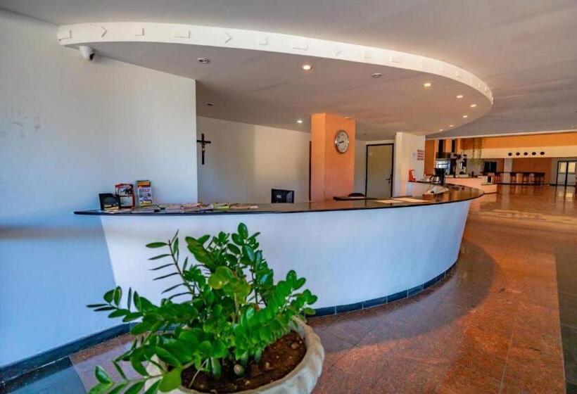 آپارتمان 1 خوابه, Forte Dos Reis Magos Apart