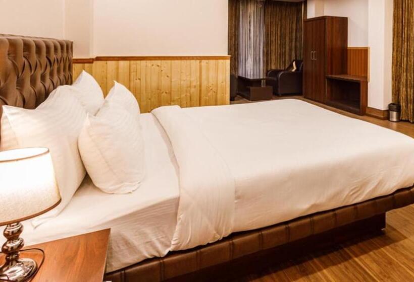 스탠다드 룸 킹사이즈 침대, Lha Yul Nearby Mg Road Gangtok