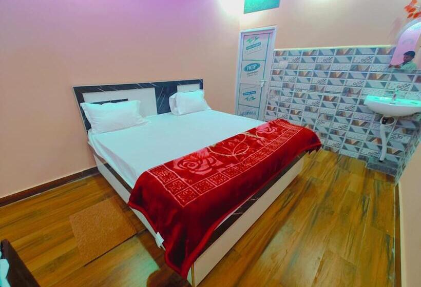 ベーシックトリプルルーム, Ayodhya Residency 5 Min Walking From Ram Janmabhoomi