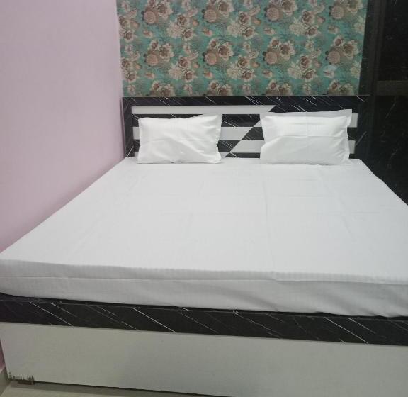 Номер Deluxe, Ayodhya Residency 5 Min Walking From Ram Janmabhoomi