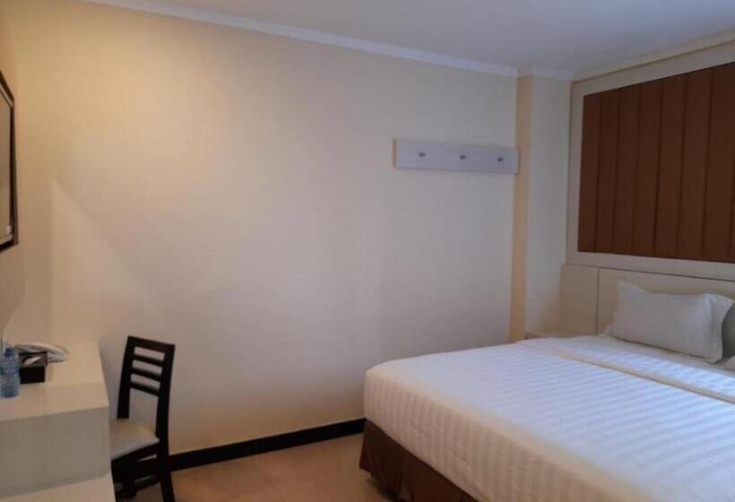 Standart Oda, Jakarta City