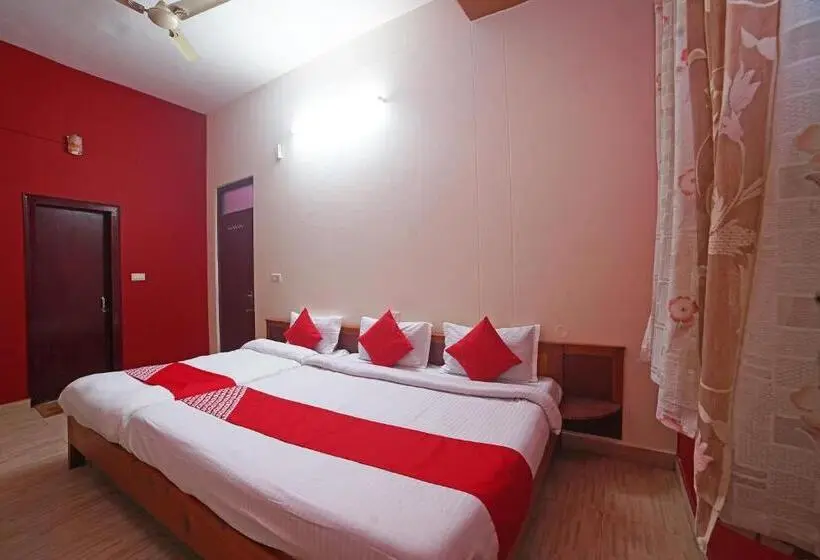 Deluxe Kolmen Hengen Huone, Plaza