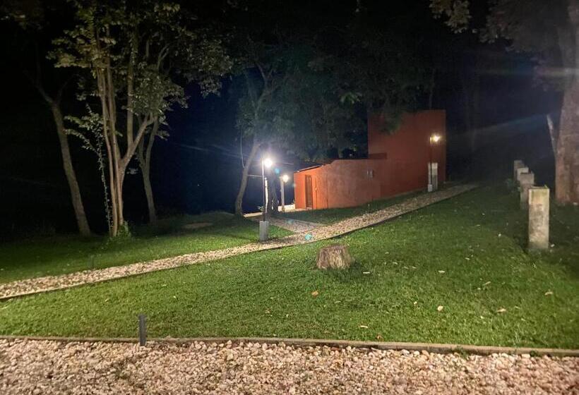 اتاق خانوادگی با چشمانداز کوه, Sobaway Resorts