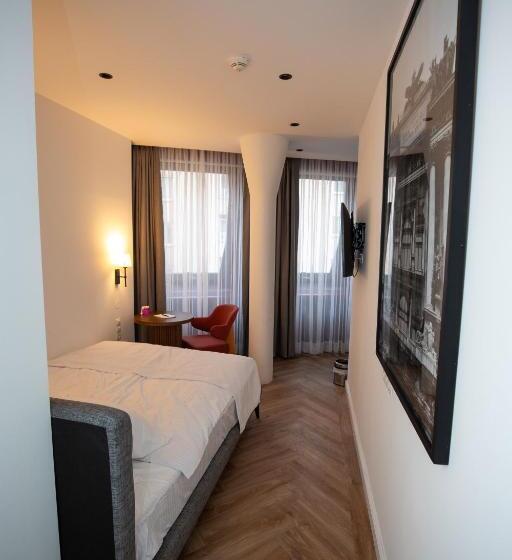 수피리어 룸, Kent Hotel Domenig