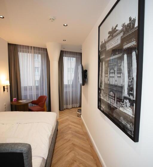 수피리어 룸, Kent Hotel Domenig