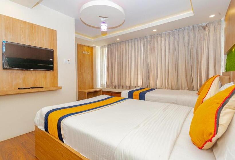 اتاق کلاسیک سه تخته, Oyo 803 Hotel Asha