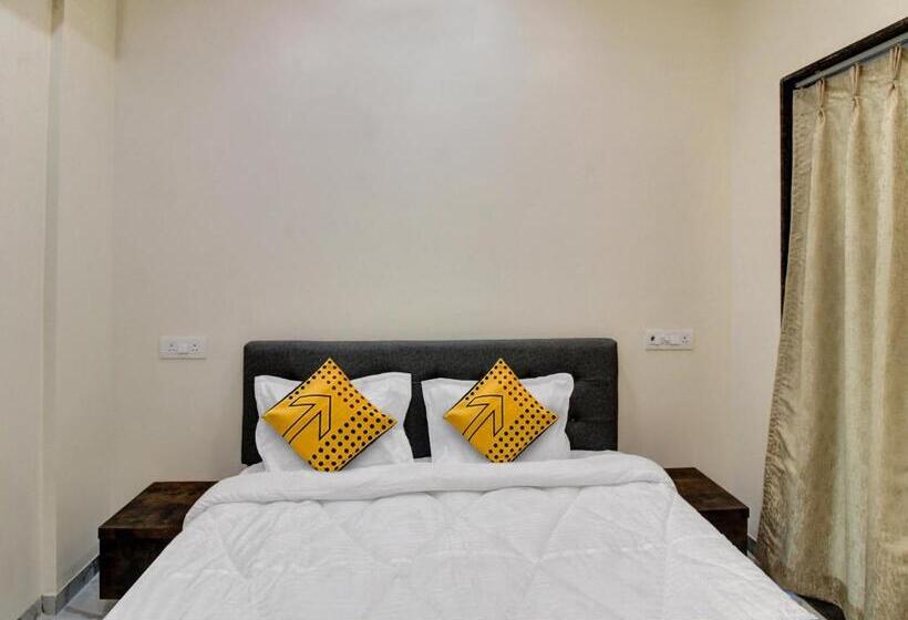 Трехместный Номер Классика, Oyo Hotel Raj Inn