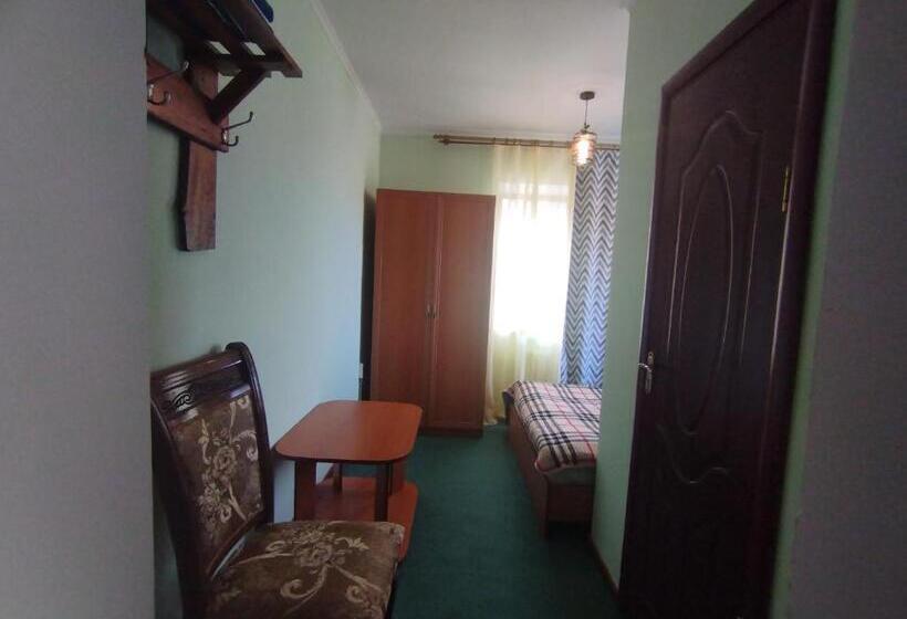 اتاق عادی, жайсан