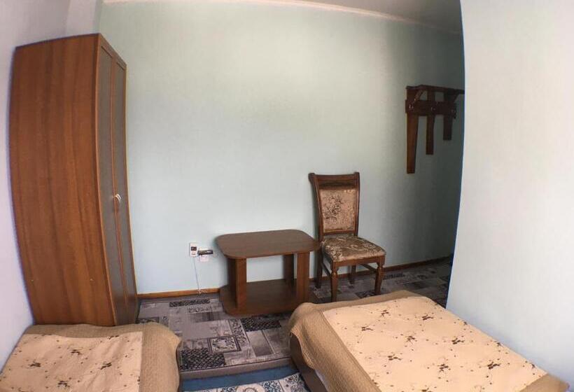 اتاق استاندارد با چشم‌انداز, жайсан