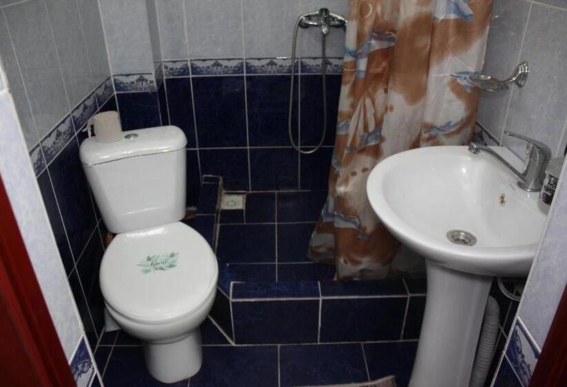 اتاق استاندارد با چشم‌انداز کوهستان, жайсан