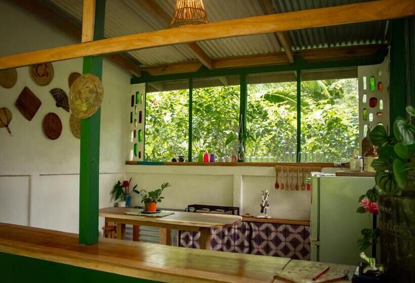 带共用浴室的标准房间, Casa Raiz