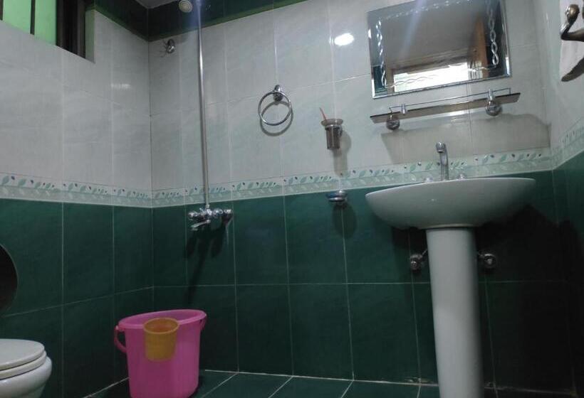 اتاق لوکس, New Luxury Guesthouse