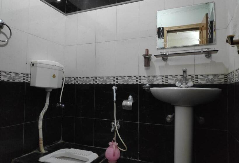 اتاق لوکس, New Luxury Guesthouse