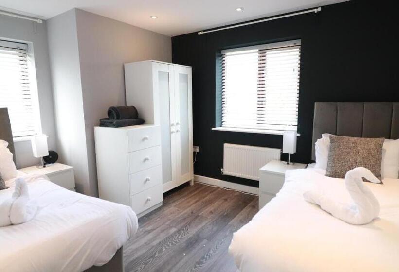 带共用浴室的标准房间, Swanwick House