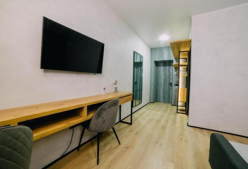 اتاق خانوادگی, Rado Hotel Spa