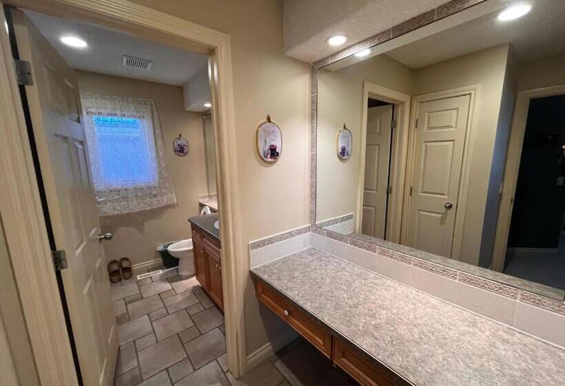 标准间, Youth Hostel 2