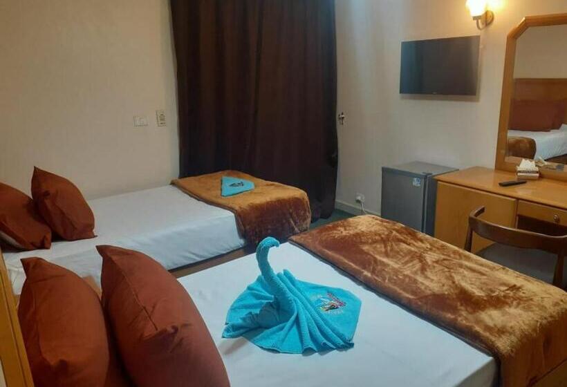 اتاق لوکس, فندق جراند كليوباترا دمنهور