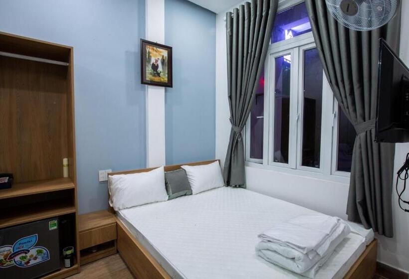 اتاق استاندارد با بالکن, 5.t Hostel