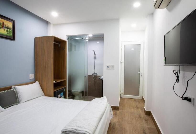 اتاق استاندارد با بالکن, 5.t Hostel