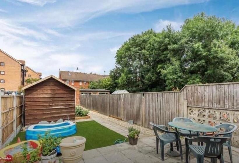 标准间, Enfield Lock Business Stay House