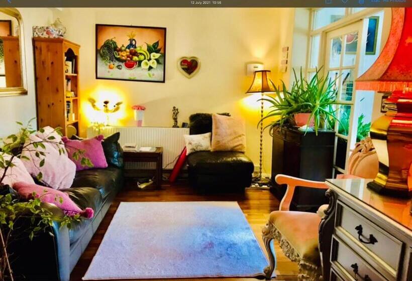 标准间, Enfield Lock Business Stay House