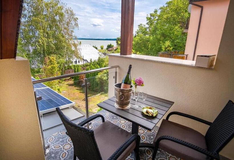 سوئیت 2 خوابه, Kiss Henézi Guest House