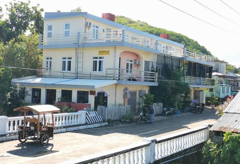 اتاق استاندارد با بالکن, Siayanrock Hometel