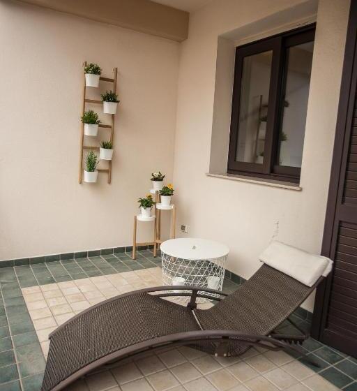 Четырехместный Номер Стандарт Вид на Море, Casa Stone Milazzo B&b