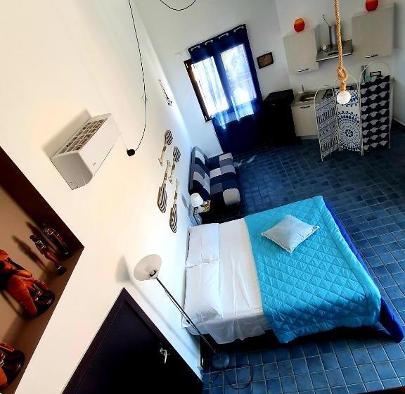 スタンダードスタジオ, Casa Stone Milazzo B&b