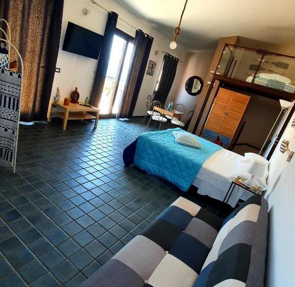Студия Стандарт, Casa Stone Milazzo B&b
