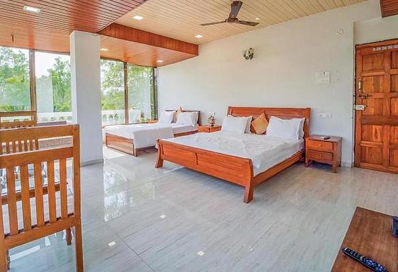 غرفة ديلوكس, Fabhotel Highland Park