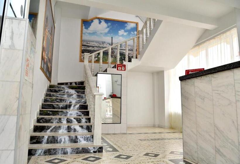 Номер Deluxe, Casa Simescu I