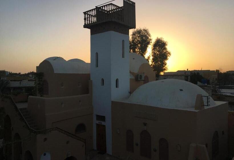 اتاق استاندارد, Alexander Lodge