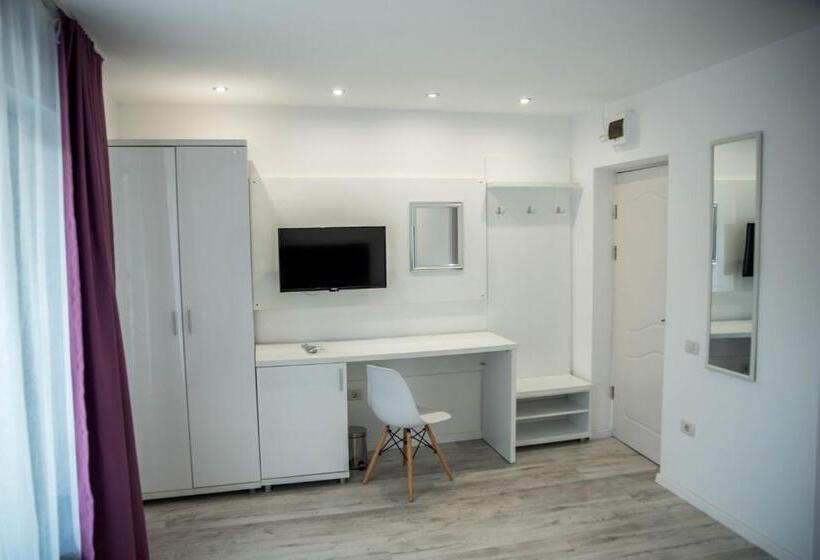 דירת שני חדרים, Analeya