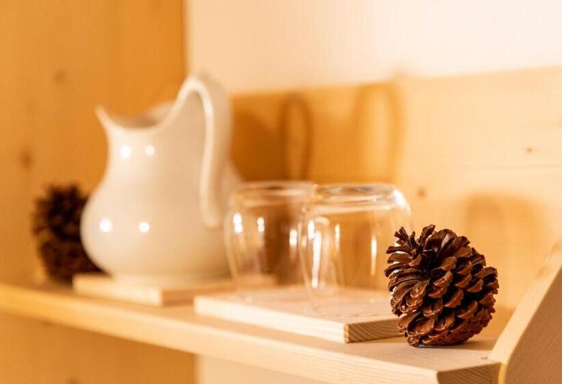 غرفة قياسية ثلاثية, Chalet Cima Uomo