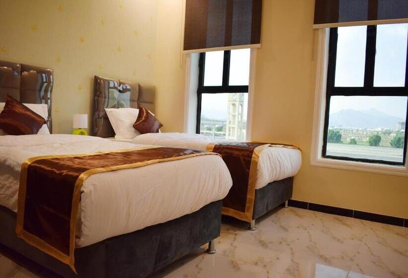 غرفة ديلوكس مطلّة علي الحديقة, Opera Suites