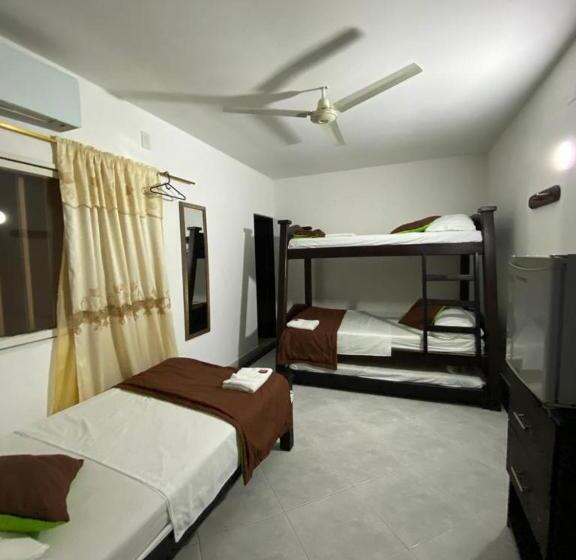 ファミリールーム, Portón Del Oriente