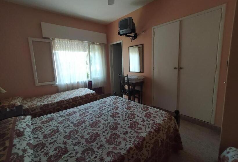 اتاق استاندارد چهار تخته, Siena Pinamar