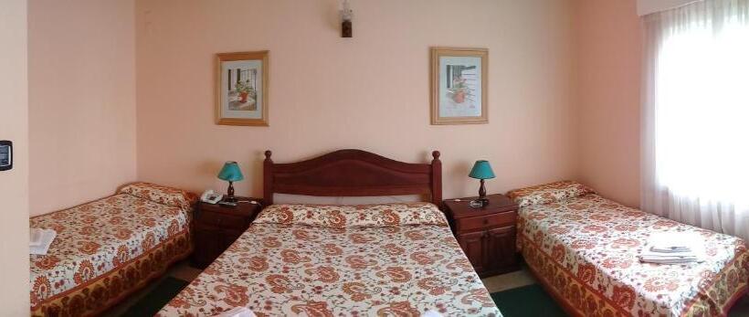 اتاق استاندارد چهار تخته, Siena Pinamar