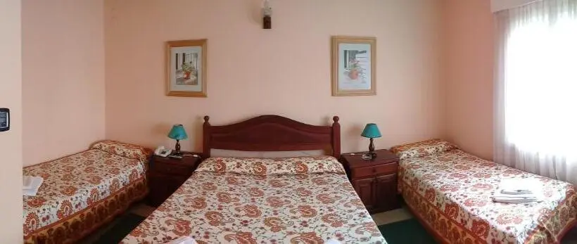 Standard Neljän Hengen Huone, Siena Pinamar