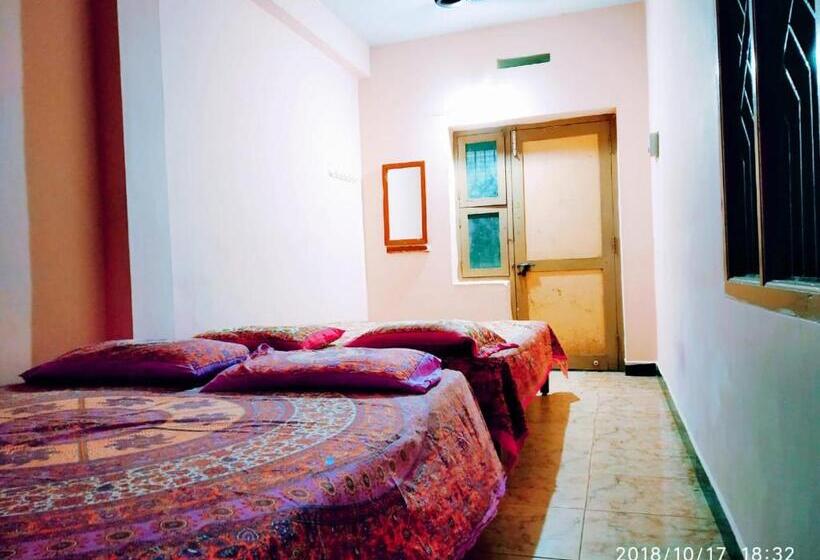 Трехместный Номер Комфорт, Suriya Lodge