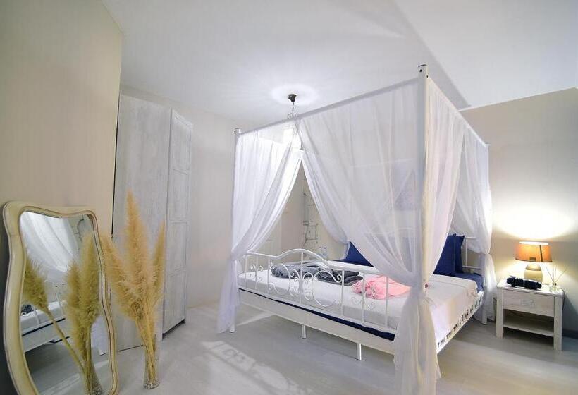 کابین, Kekik Alaçatı Otel Mayko