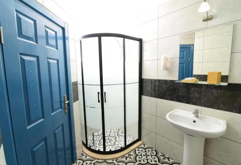 اتاق استاندارد سه نفره, Kekik Alaçatı Otel Mayko