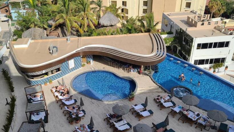 带2个卧室的套房, Ocean View Suites At Corazon Resort