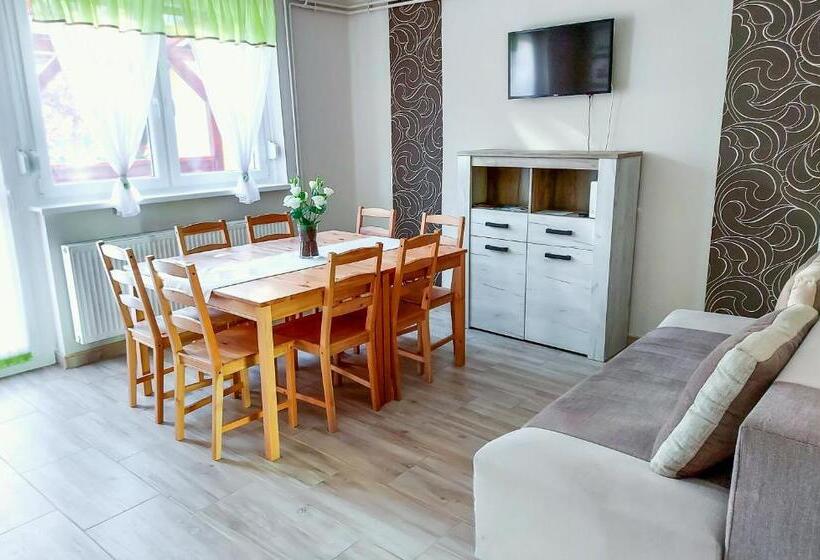 1间卧室的房子, Bor Villa Vendégház