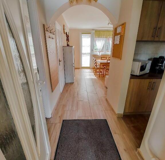 침실 1개 주택, Bor Villa Vendégház