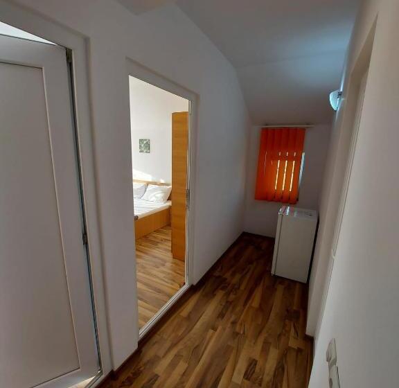 سوئیت 2 خوابه, Casa Ara Costinesti