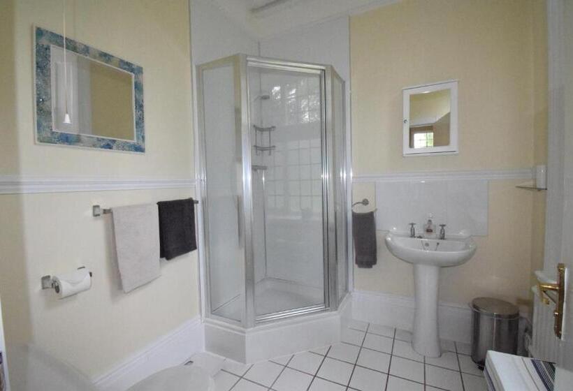 デラックスルーム, Hitchambury Manor