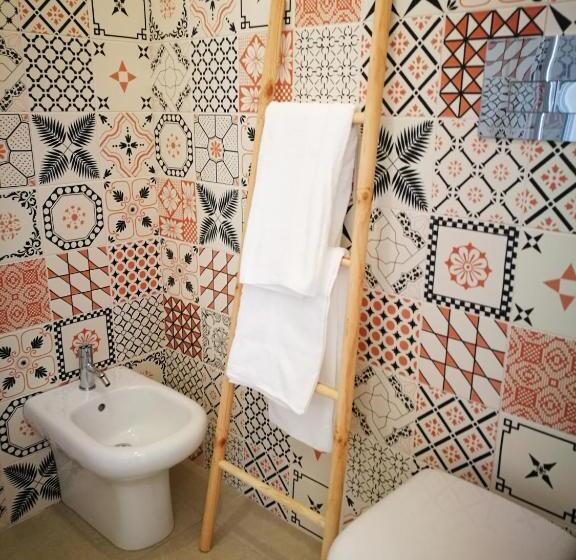 اتاق راحتی سه تخته, B&b   Le Tre Comari