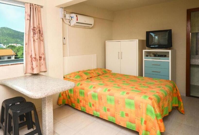 家庭间, Residencial Mario Neto